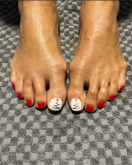 Christmas Pedicures
