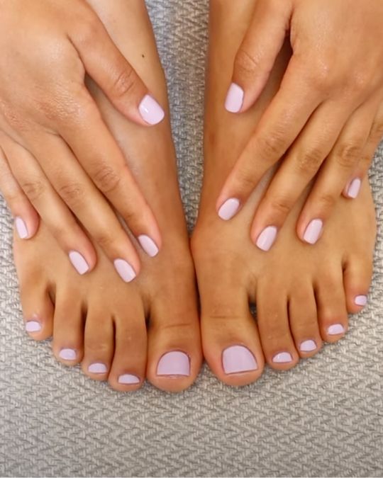 gel polish tends to maintain its shine longer