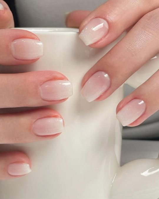 Short and squared nails with pink and white ombre