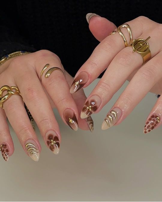 Elegant Chrome Nail Art