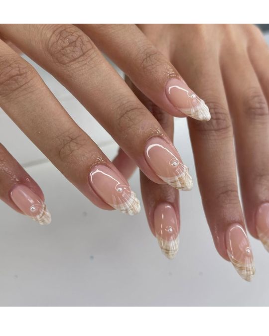 Seashell French Tips