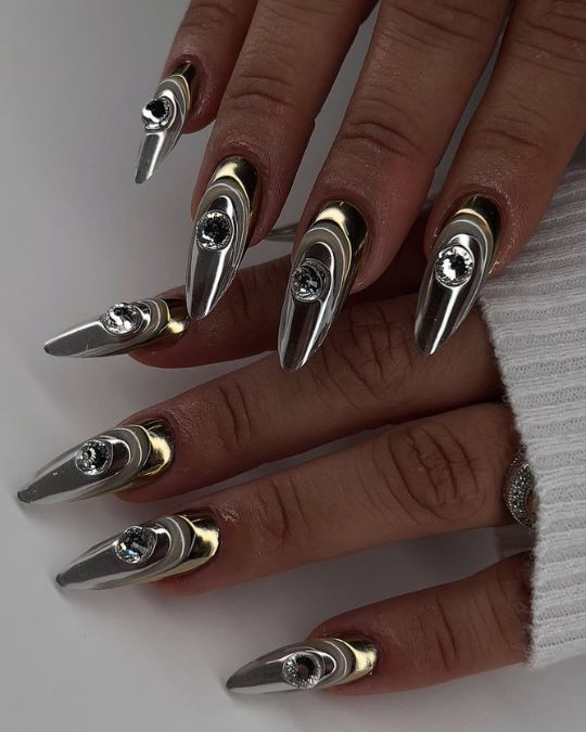 Metal Queen Claws