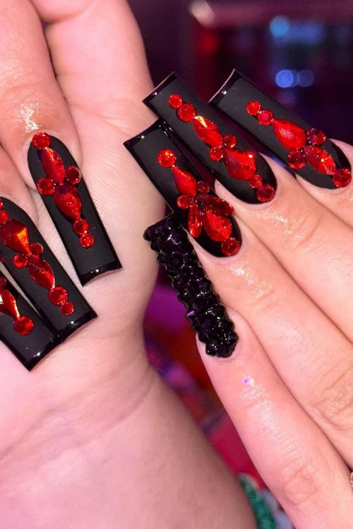 Dramatic Ruby Noir