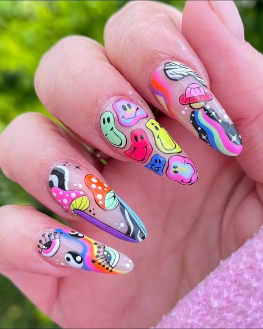 Psychedelic Wonderland Nails