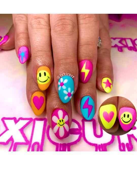 Retro Pop Nail Magic