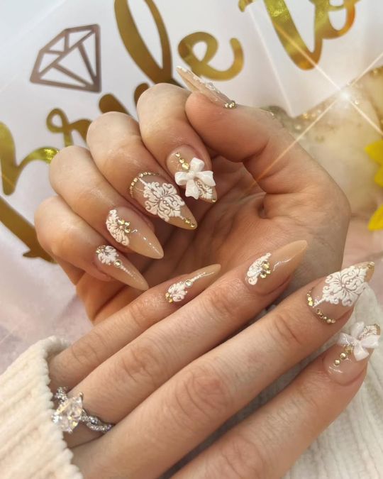 Royal Lace Legacy