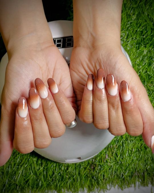 Warm Coffee Ombre Tips