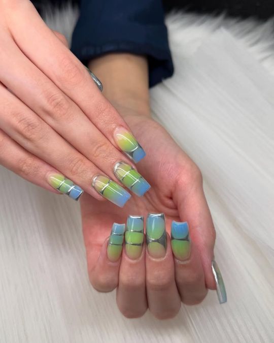 Ocean Breeze Glass Nails
