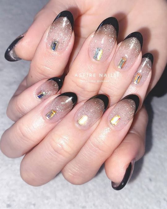 Chic Black French Ombre